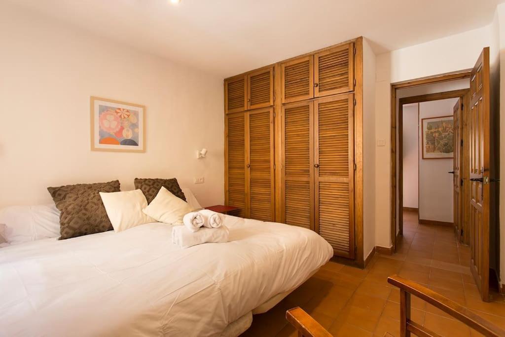 Casa Tipica Del Albaicin Con Interior De Diseno Villa Granada Exterior photo