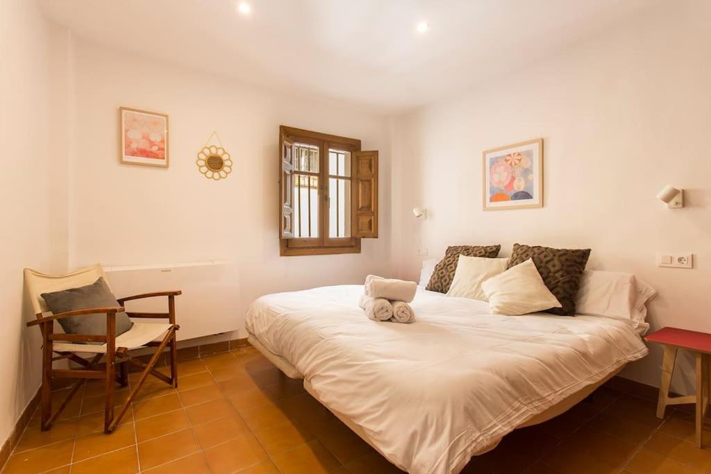 Casa Tipica Del Albaicin Con Interior De Diseno Villa Granada Exterior photo